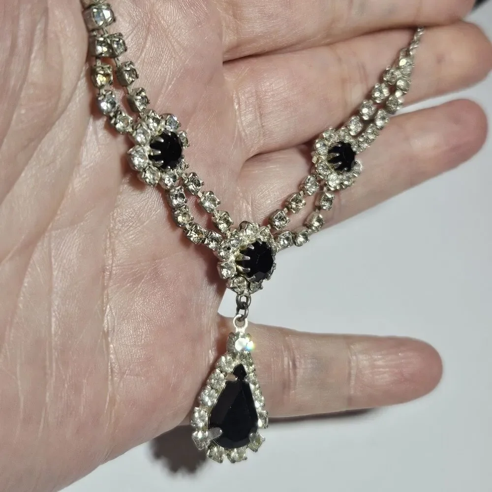 Silver Tone Black And Clear Rhinestone Teardrop Drop Necklace 16.5-19.5